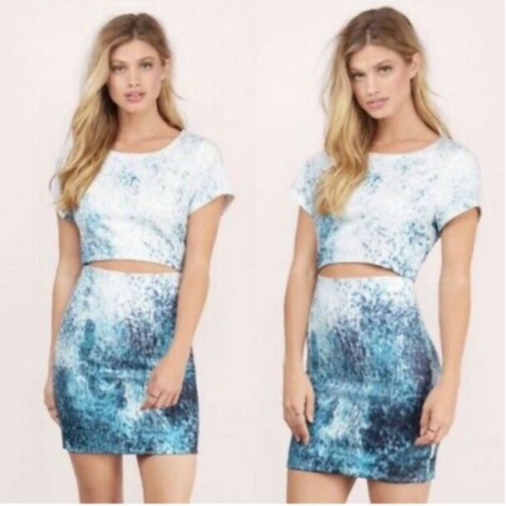 💙Tobi Aqua Splattered Center Cut Dress💙
